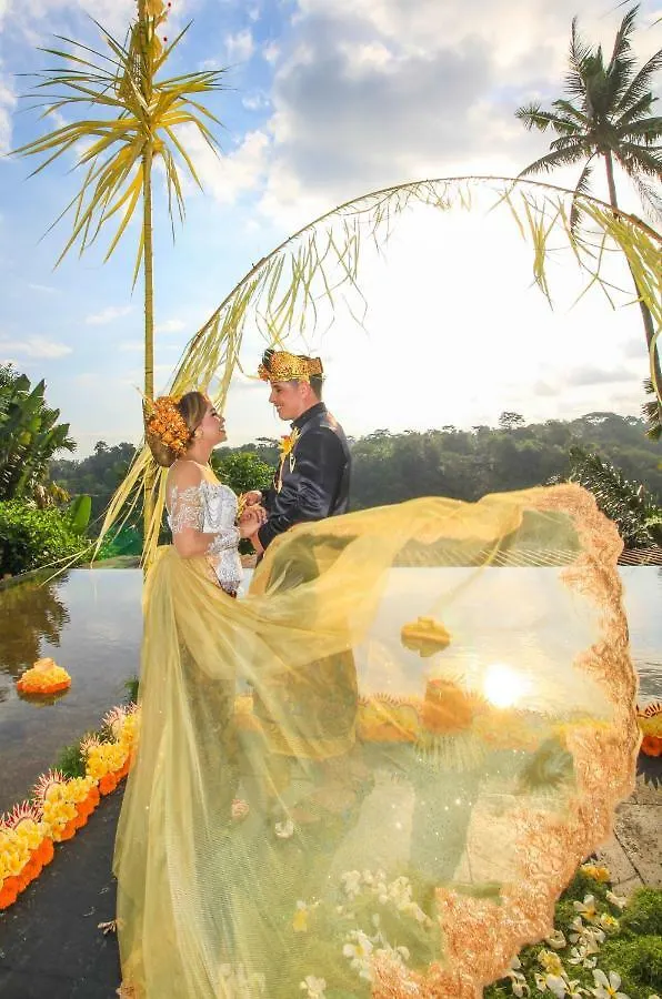 Kupu Kupu Barong Villas And Tree Spa By L'Occitane Ubud  5*, Ubud (Bali)