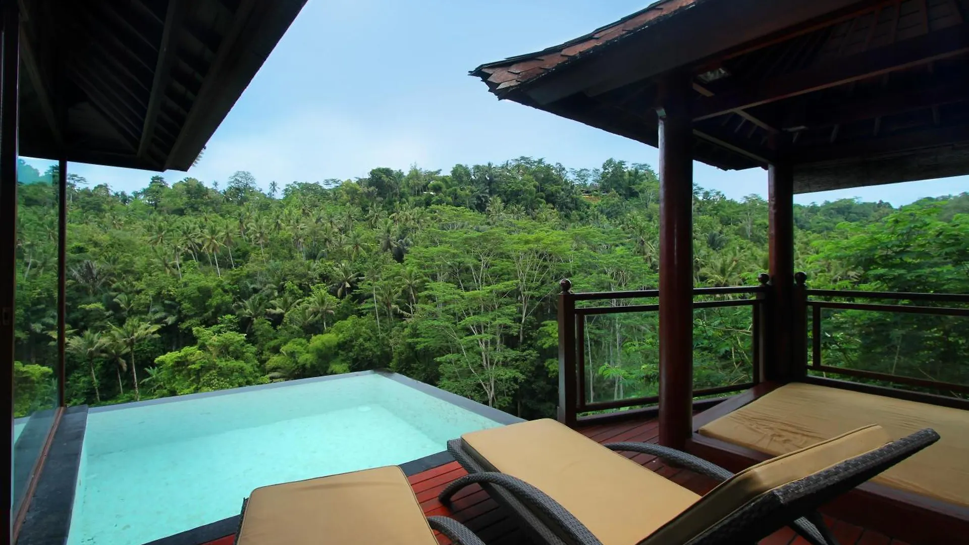 Kupu Kupu Barong Villas And Tree Spa By L'Occitane Ubud  5*, Ubud (Bali)